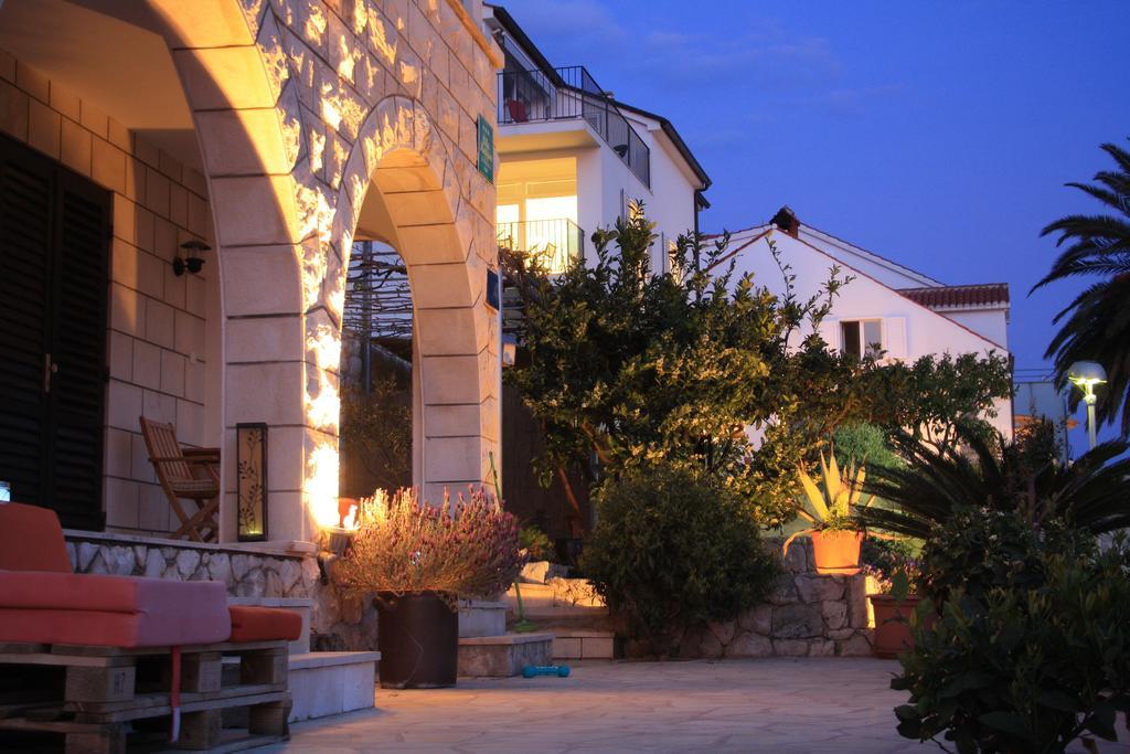 Villa Marijam Хвар Экстерьер фото